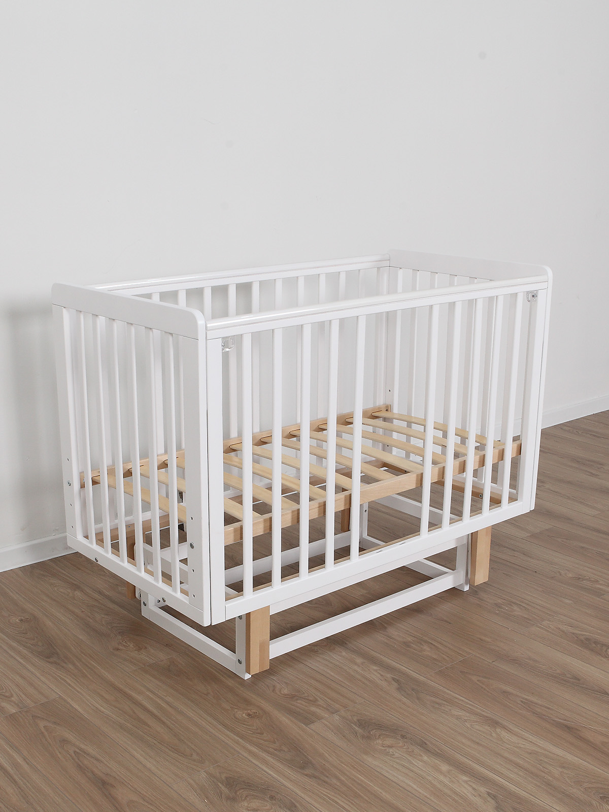 Детская кроватка Уютная среда Кроватка КР120, поперечный маятник (белый) - фото 26