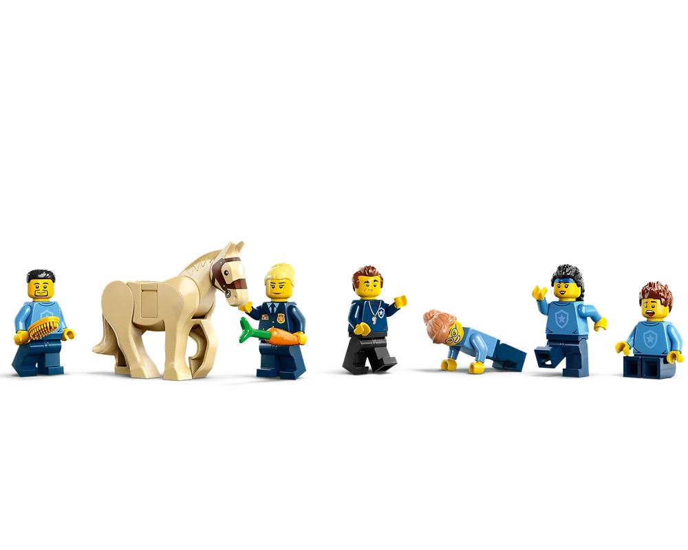 Конструктор LEGO City 60372 823 дет. - фото 12