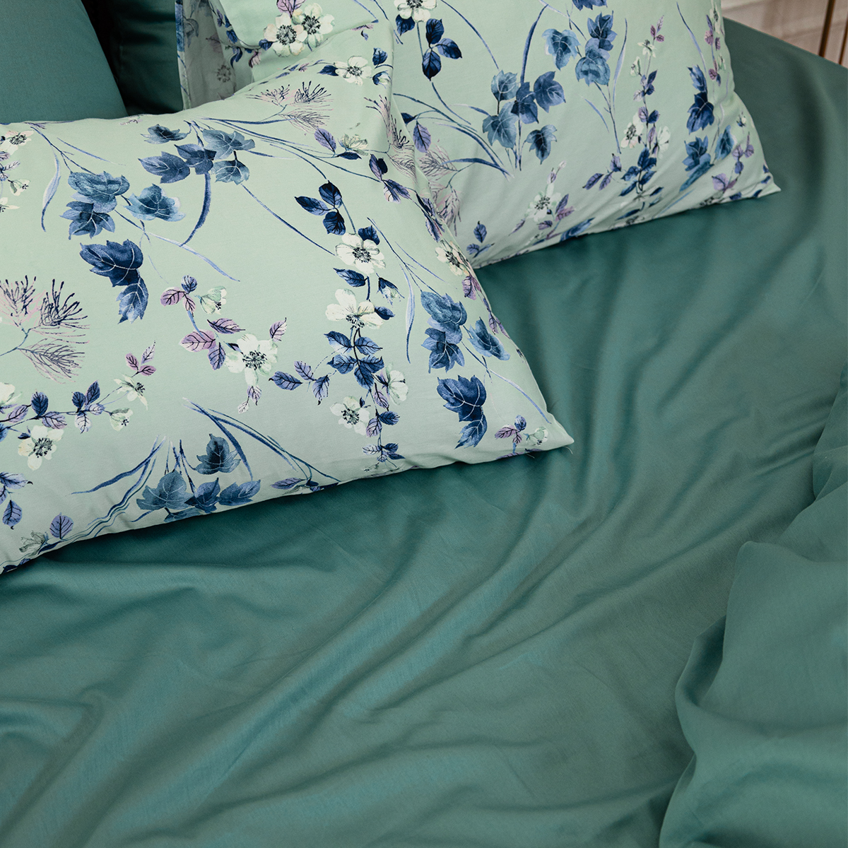 Комплект постельного белья SORRENTO DELUXE Мэнола 2-спальный макси 4 наволочки рис.6019-1+5954-1 - фото 9