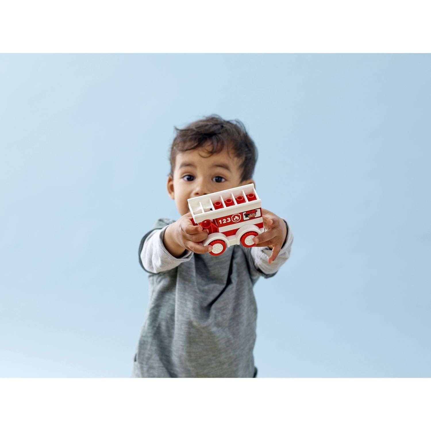 Конструктор LEGO DUPLO Пожарная машина блочный - фото 10