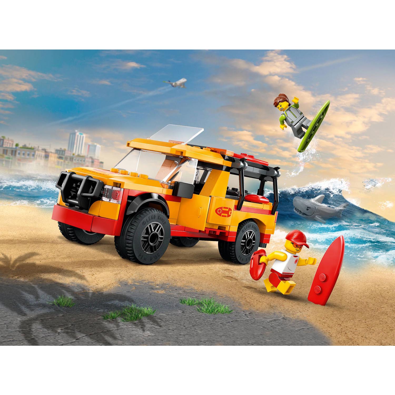 Конструктор LEGO City Пляжный Спасательный грузовик 214 дет. - фото 4