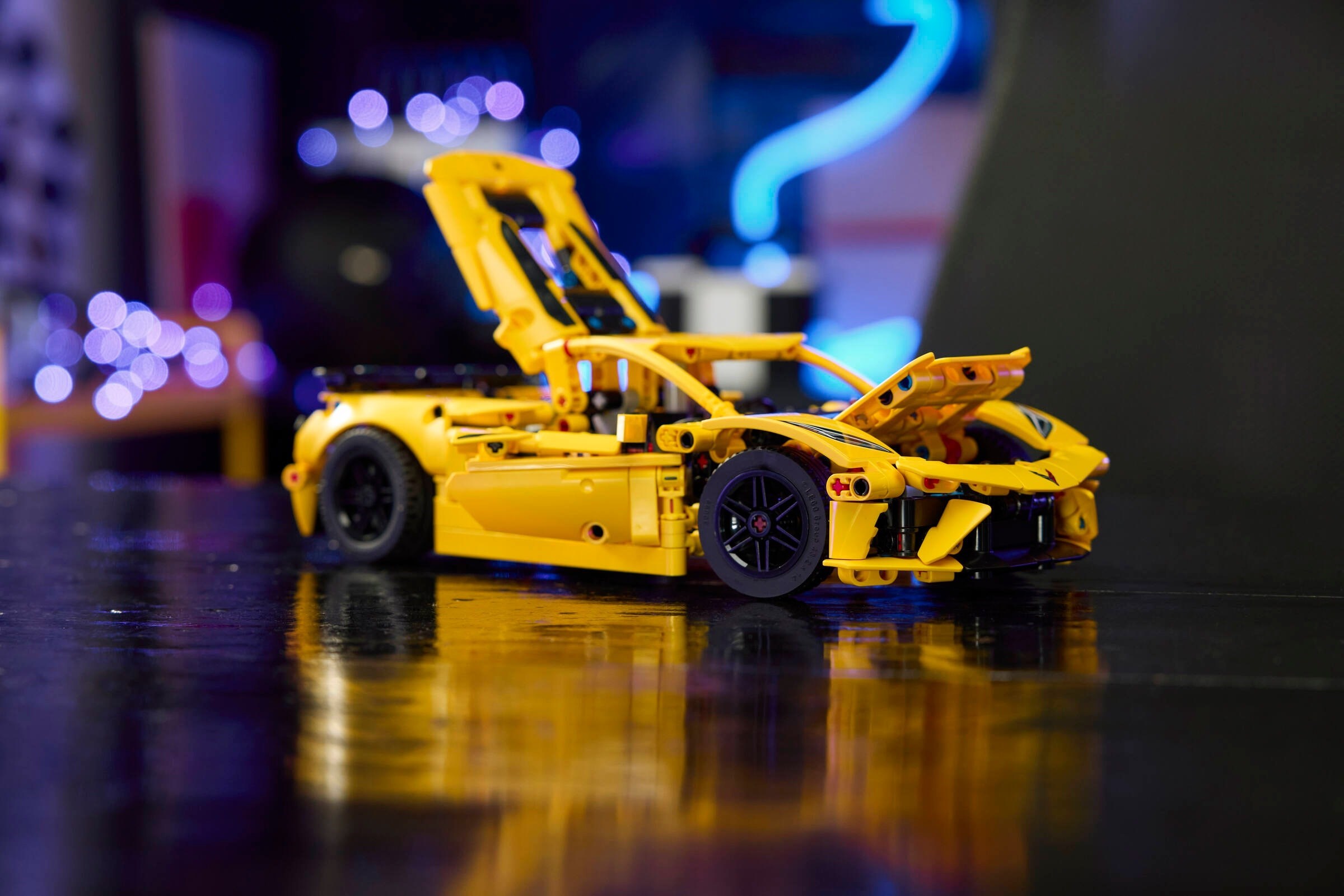 Конструктор LEGO Technic 42205 732 дет. - фото 4