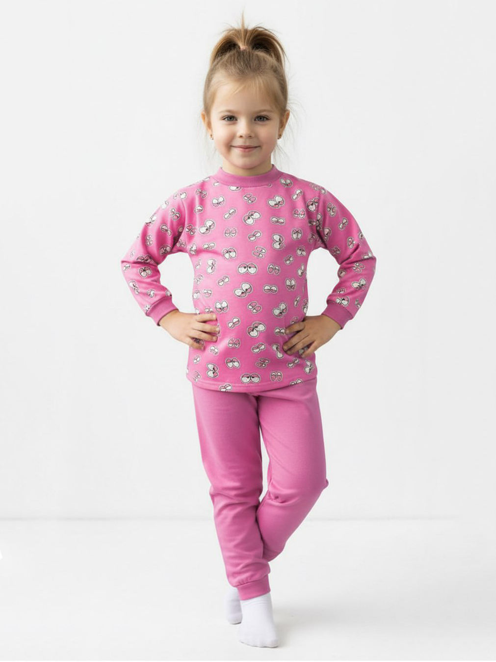 Изображение товара Пижама для девочки VGtrikotazh 116 с начесом и модным принтом