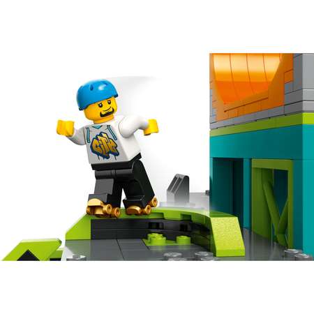 Конструктор LEGO City Уличный скейтпарк блочный