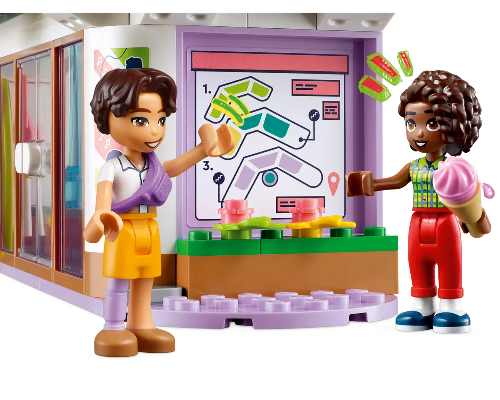 Конструктор LEGO Friends 42604 1209 дет. - фото 9