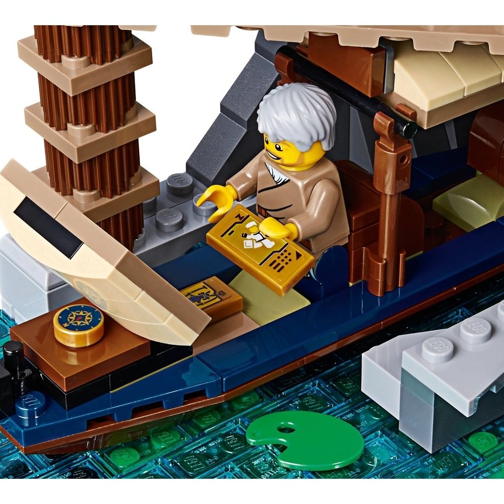 Конструктор LEGO NINJAGO Порт Ниндзяго Сити 70657 3553 дет. - фото 5