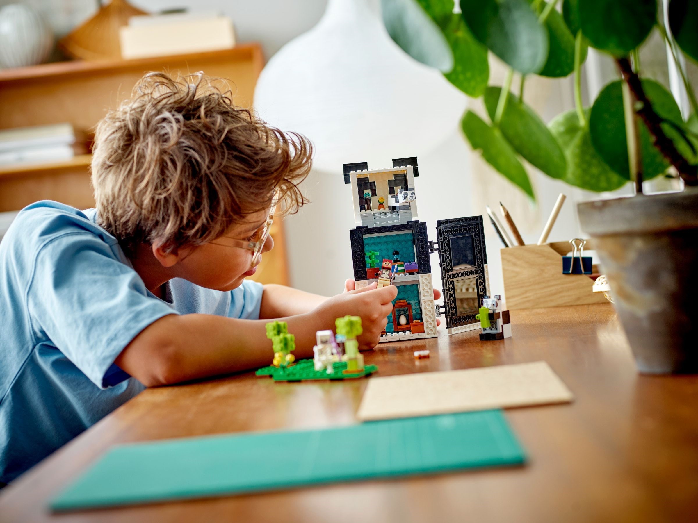 Конструктор LEGO Minecraft 21245 553 дет. - фото 8