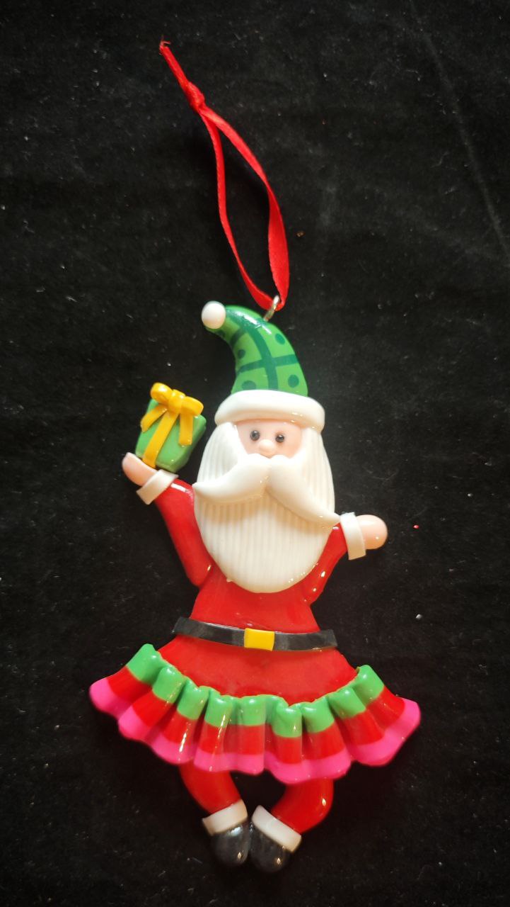 Украшение ёлочное Магия праздника NY18/034 Украшение ёлочное из полимеров: Дед Мороз с подарком 12-8 cm, матовый - фото 1