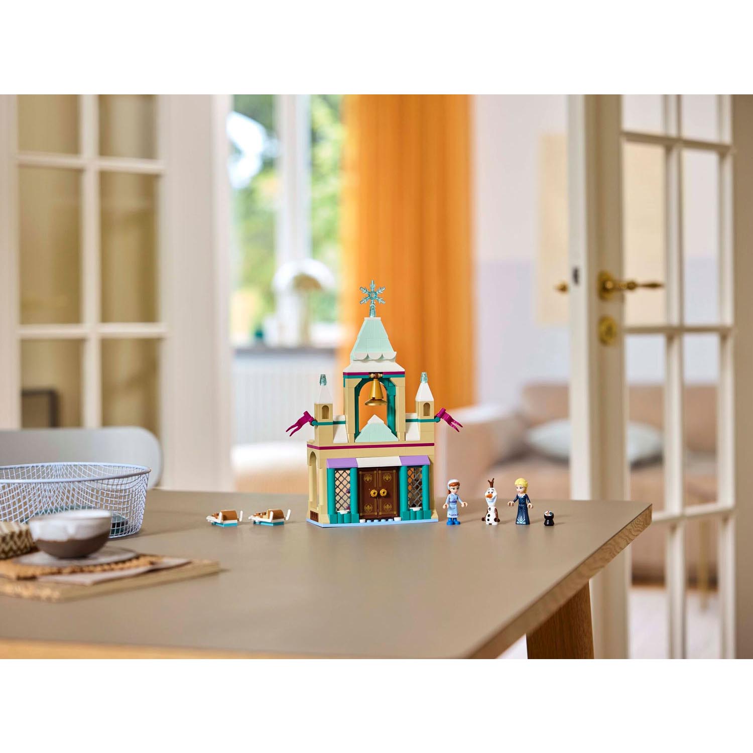 Конструктор LEGO Disney Princess Ледяной замок Эренделл 177 дет. - фото 9