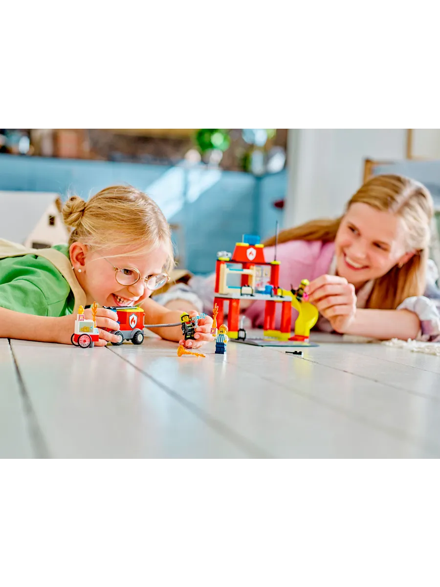 Конструктор LEGO City 153 дет. - фото 10