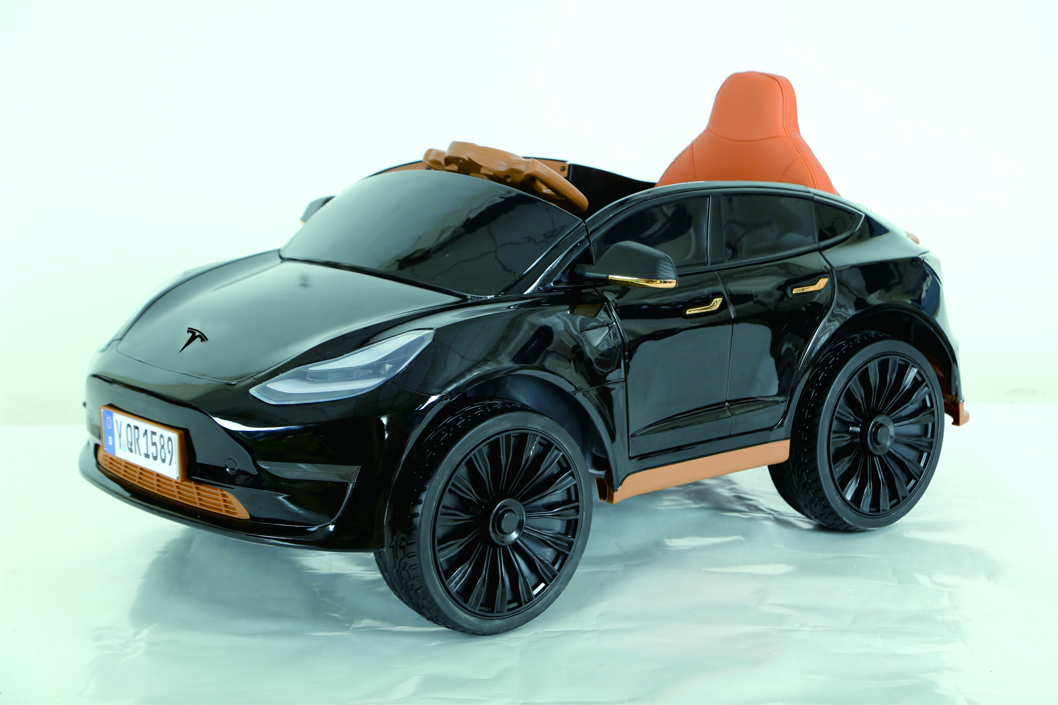 Автомобиль TOYLAND Tesla С пультом ДУ - фото 1