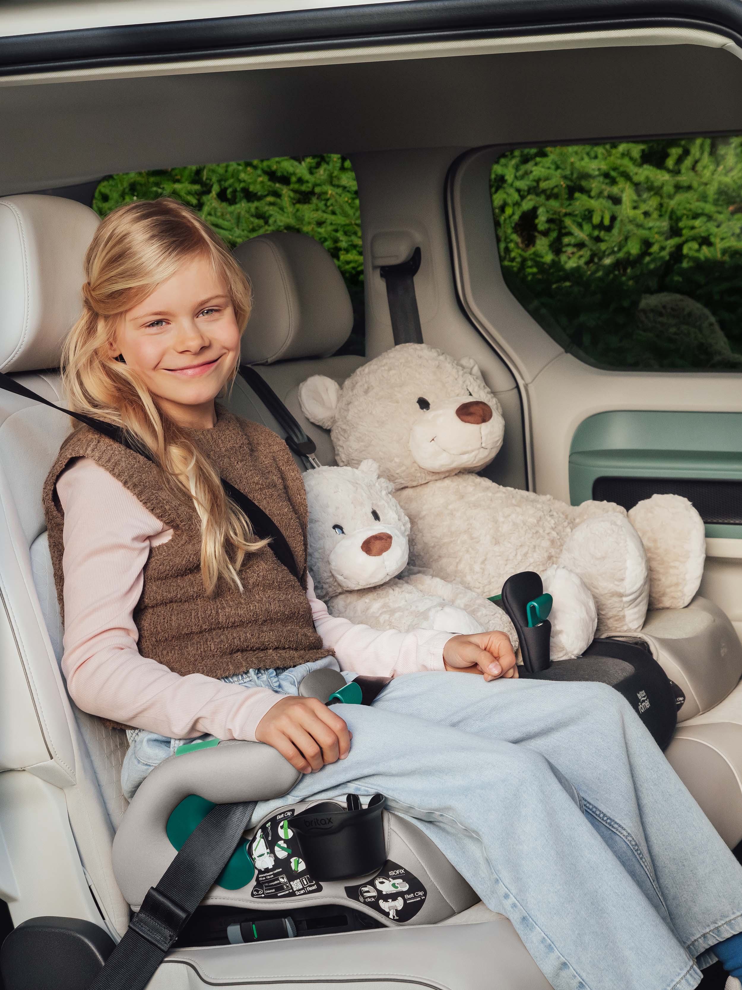 Автокресло Britax Roemer TRAVELFIX для детей 135-150 см Isofix 3 (22-36 кг) бежевый - фото 17