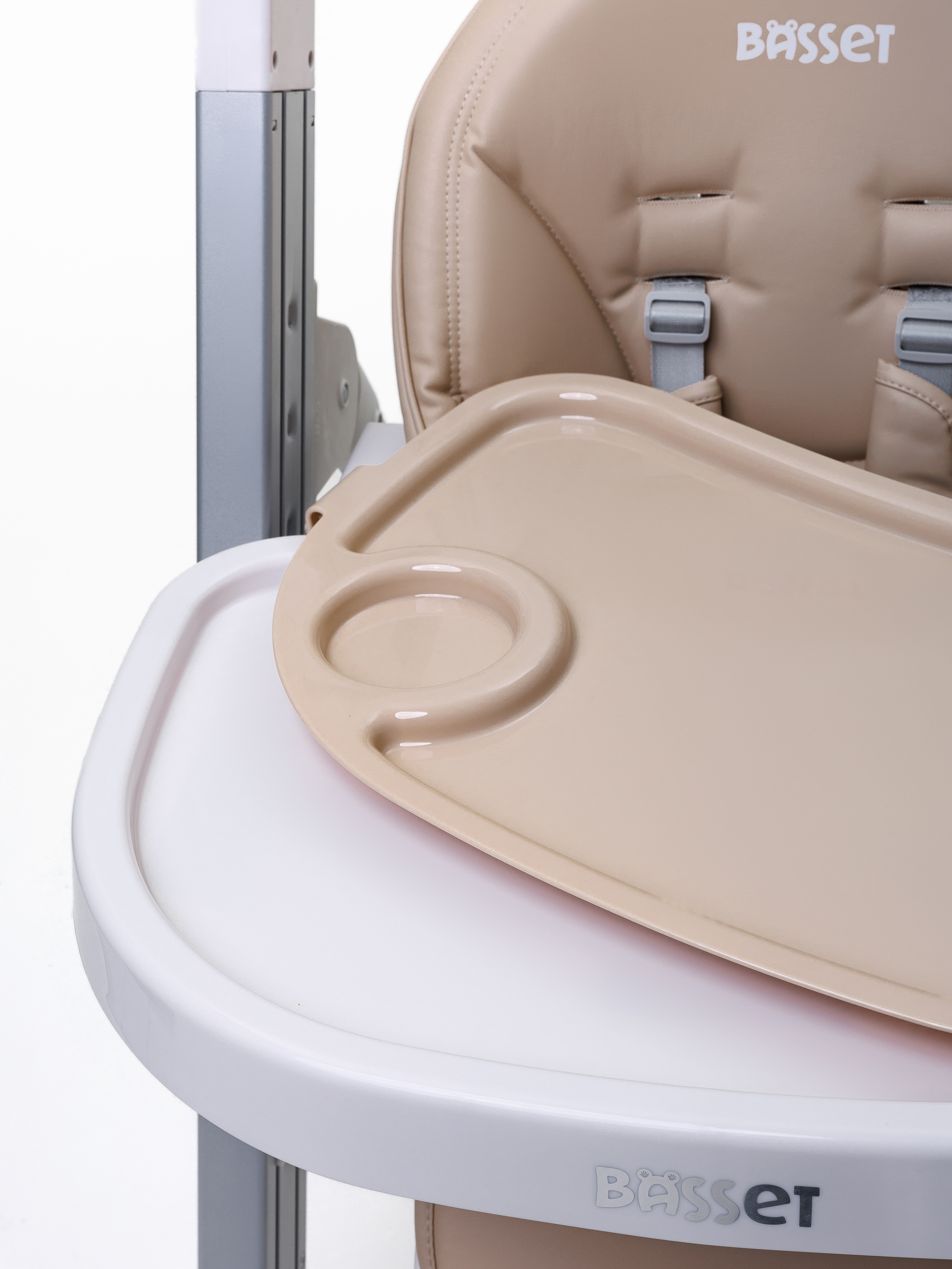 Стульчик для кормления BASSET B2 бежевый - фото 28