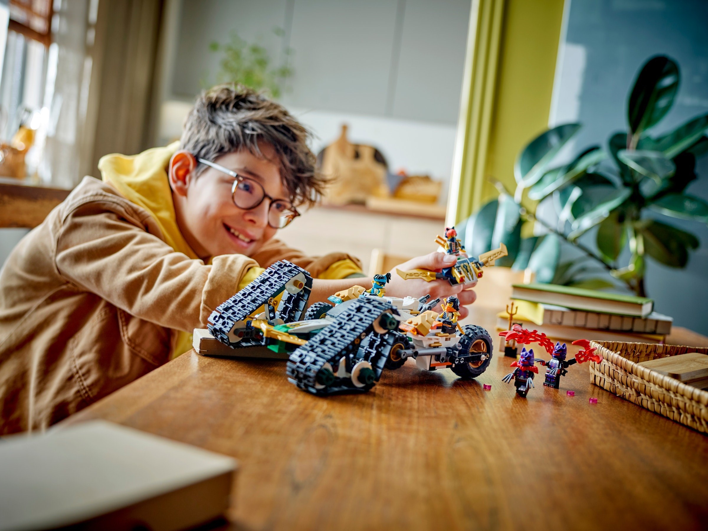 Конструктор LEGO NINJAGO 71820 576 дет. - фото 10