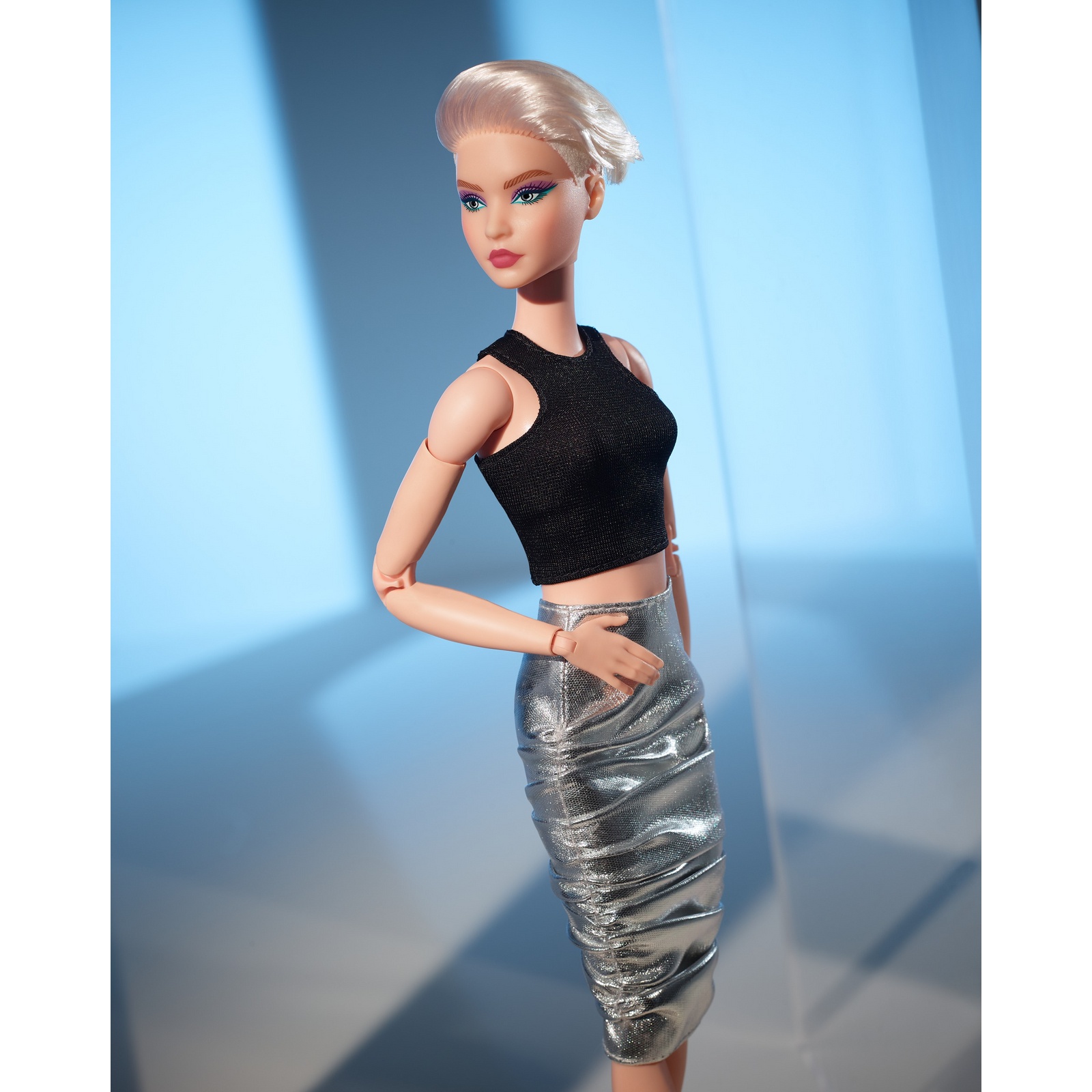 Кукла модельная Barbie Looks HCB78 - фото 8
