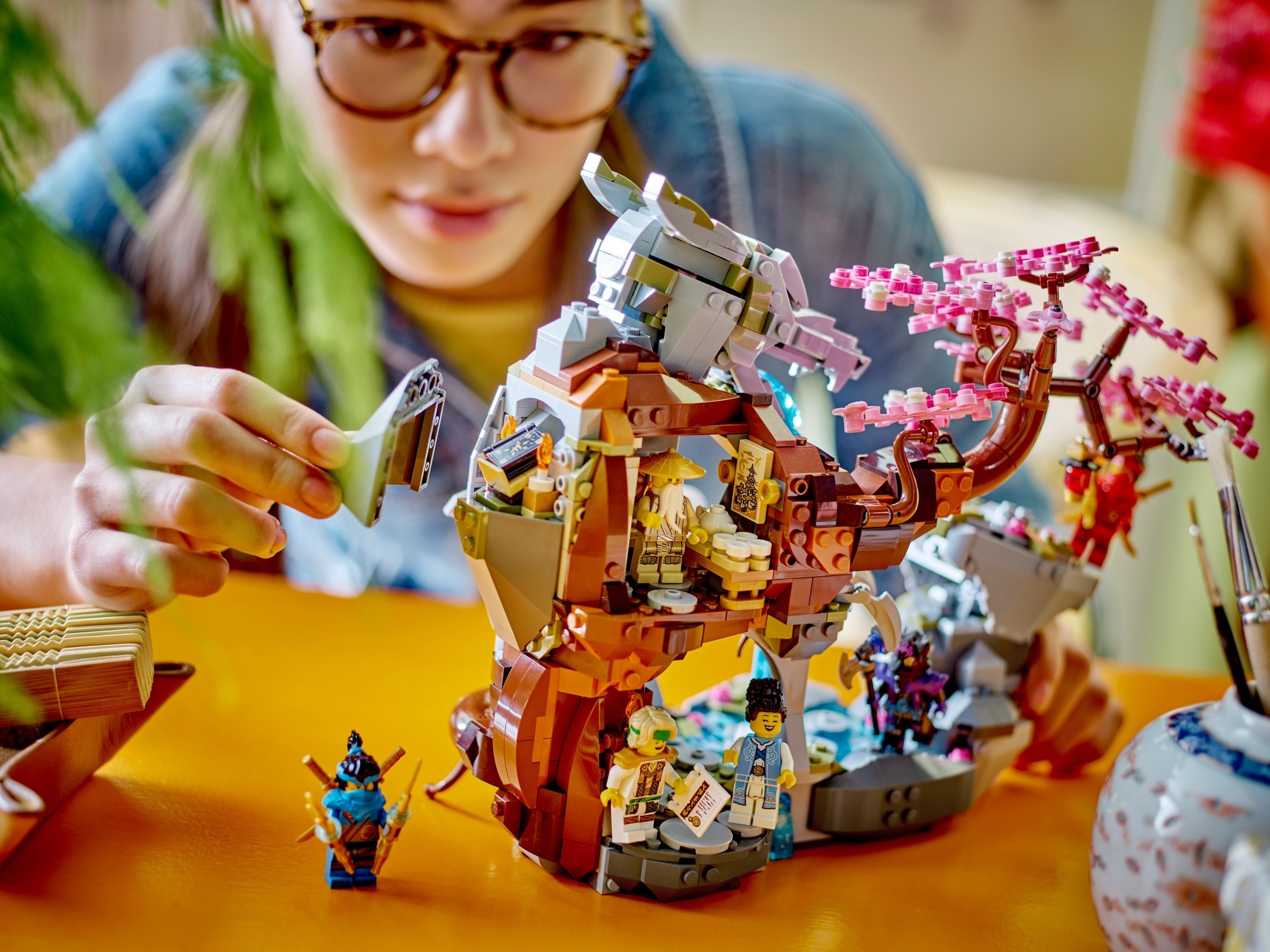 Конструктор LEGO NINJAGO 71819 1212 дет. - фото 9