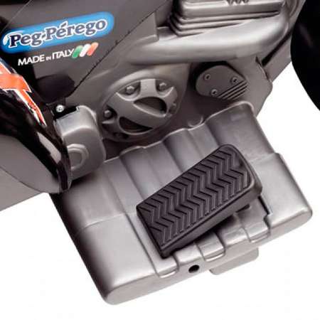 Квадроцикл Peg-Perego