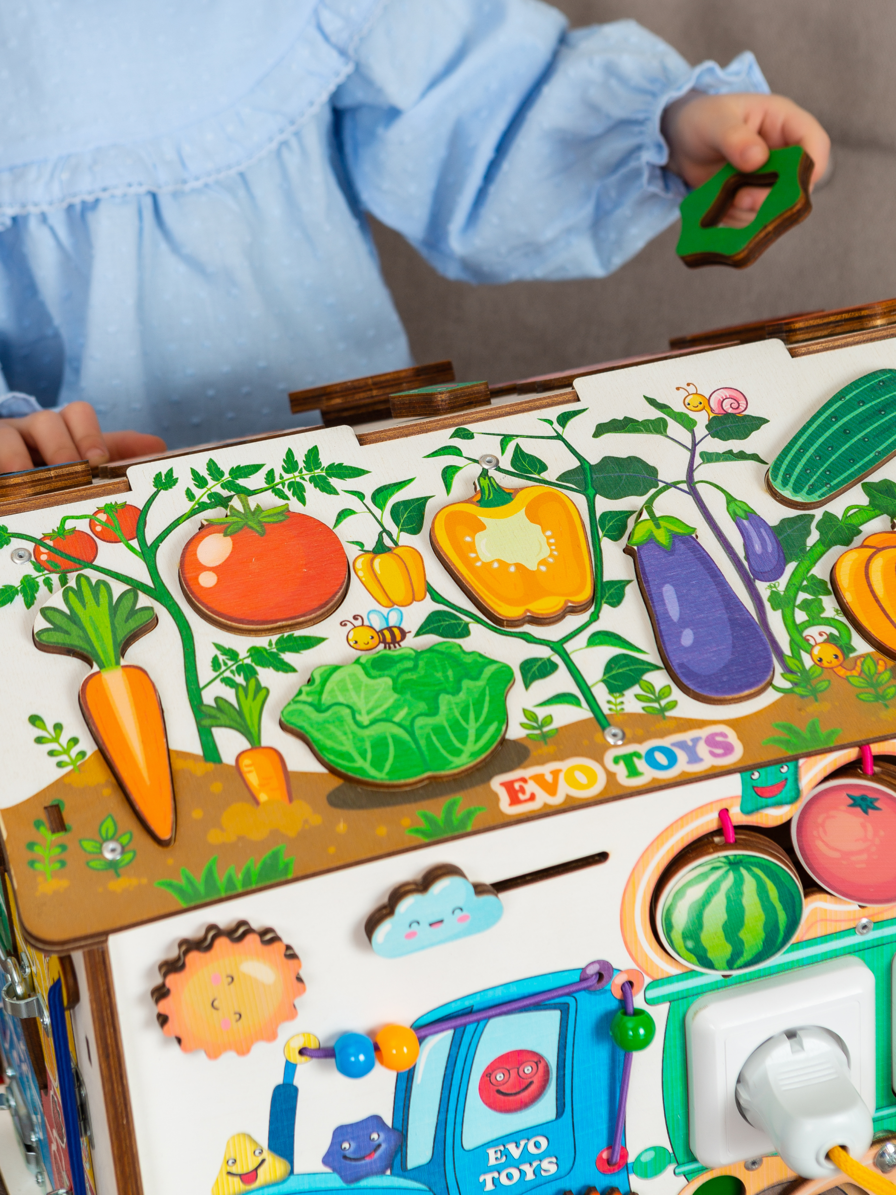 Игрушка Evotoys бизиборд Смайлики - фото 26