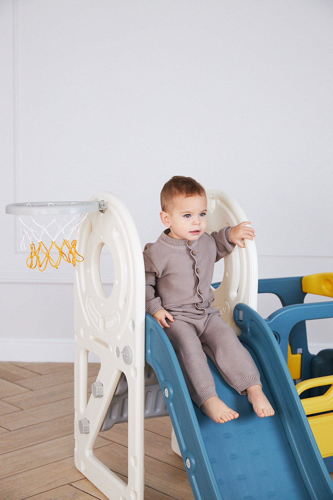 Игровой комплекс UNIX Kids Bus yellow с горкой и баскетбольным кольцом - фото 19