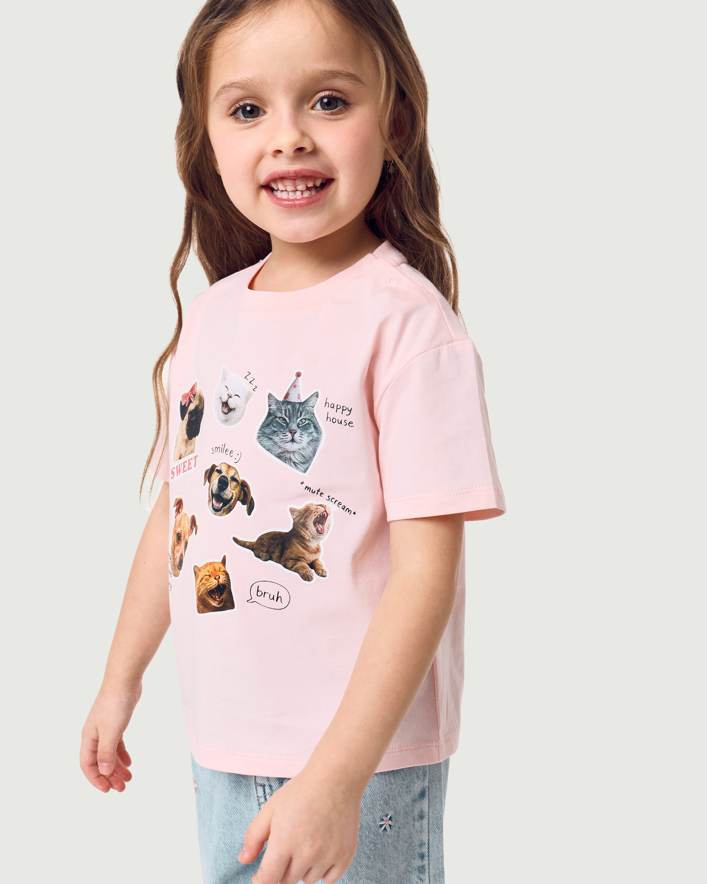 Изображение товара Детская футболка BabyGo для девочки 92 розовая с принтом