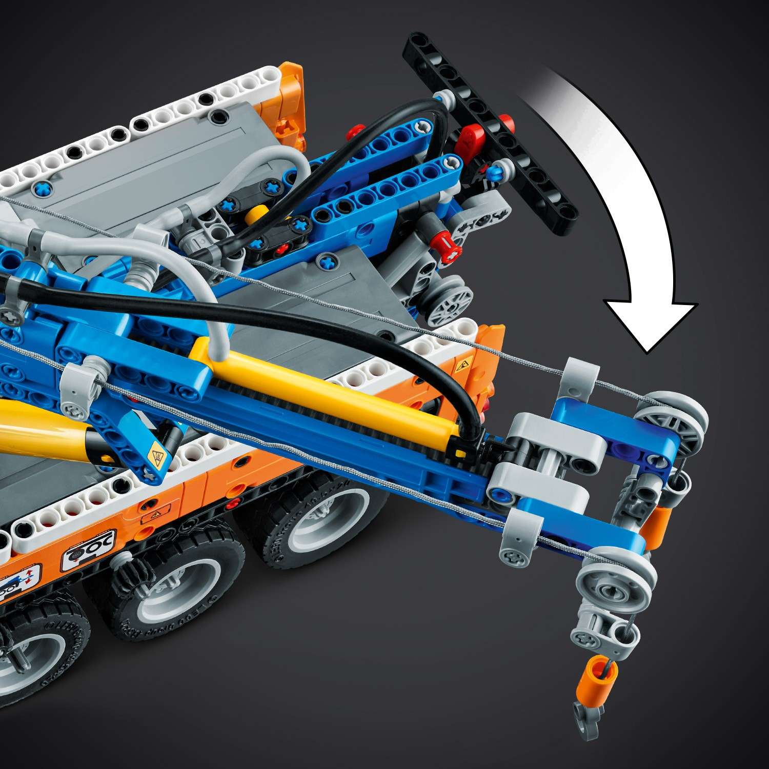 Конструктор LEGO Technic Грузовой эвакуатор - фото 9