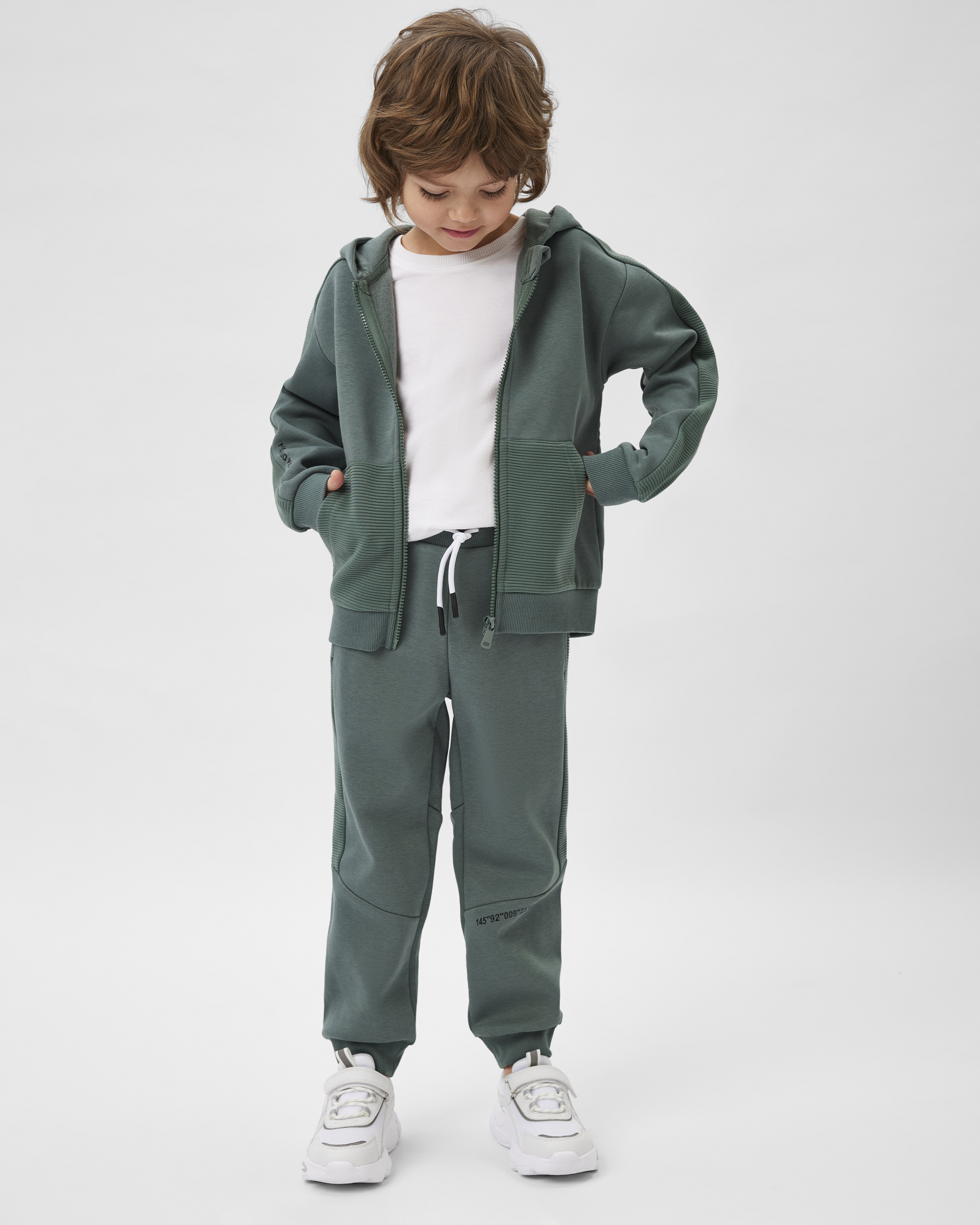 Изображение товара Брюки Futurino Хаки с лампасами для мальчика 116