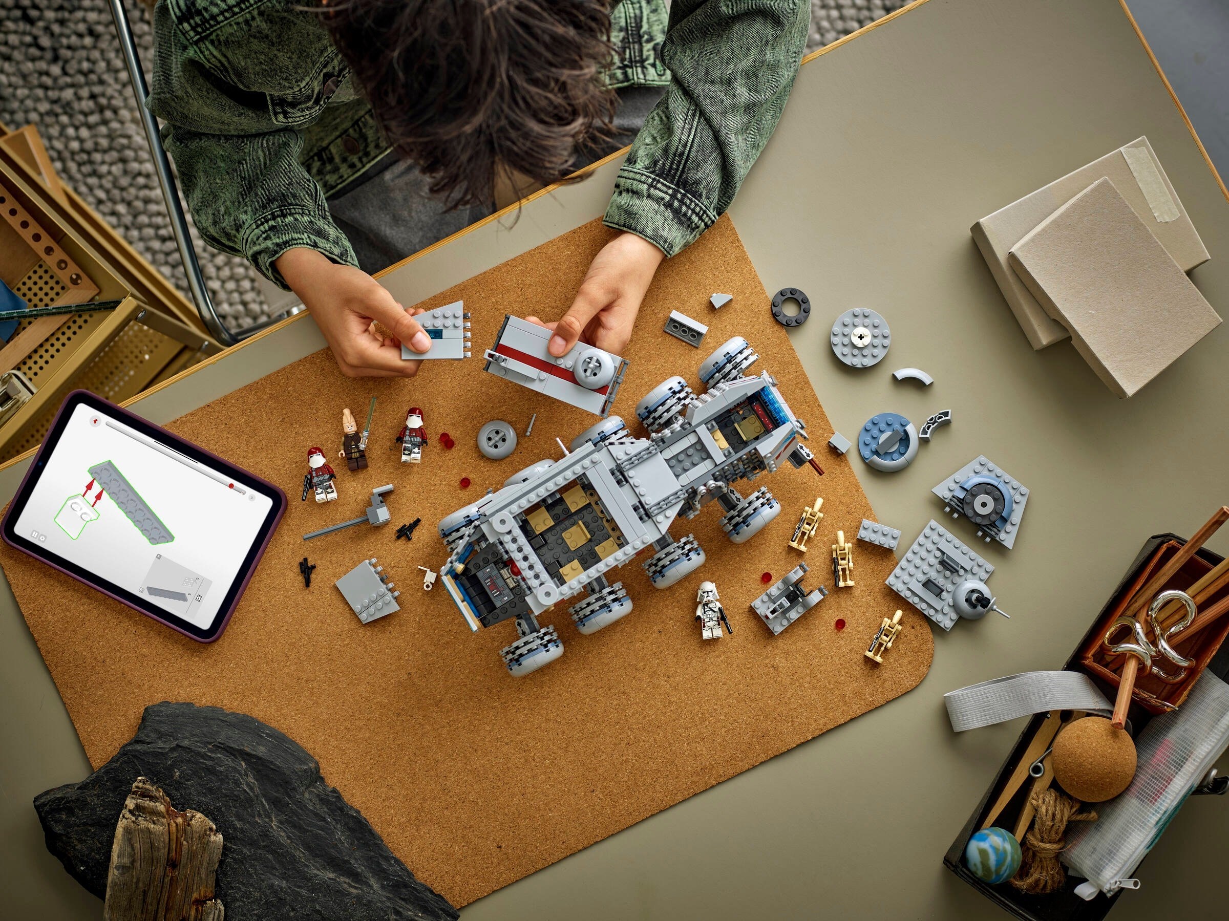 Конструктор LEGO Star Wars 75413 813 дет. - фото 3