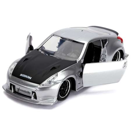 Автомобиль Jada Toys Nissan 1:32 серебряный
