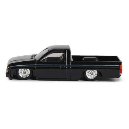 Пикап Hot Wheels Nissan Избранные модели 1:64