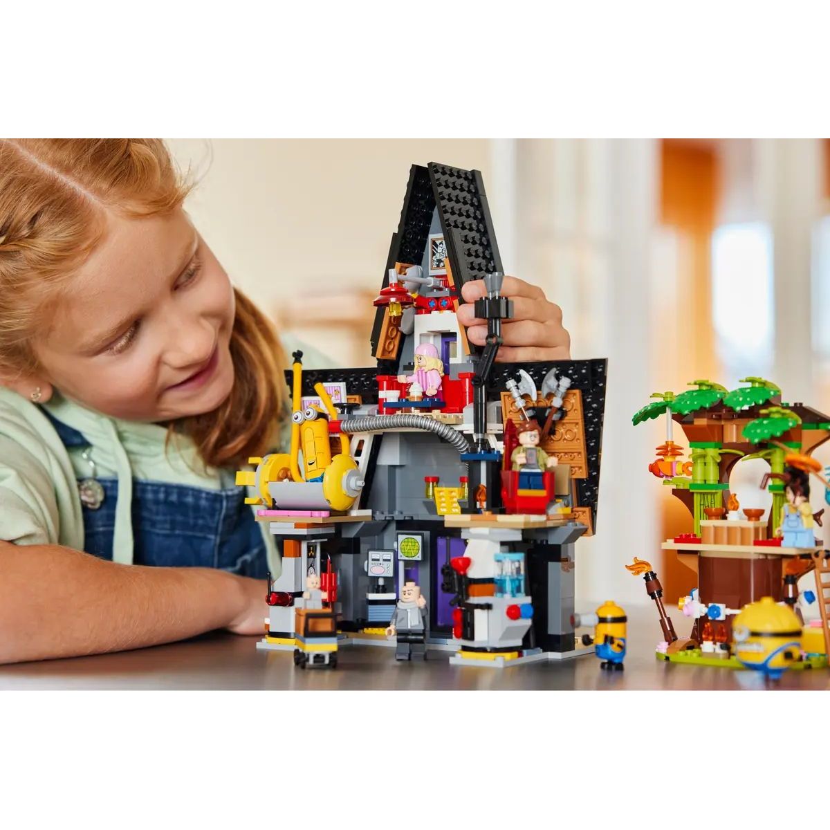 Конструктор LEGO Minions Миньоны и особняк Грю - фото 9