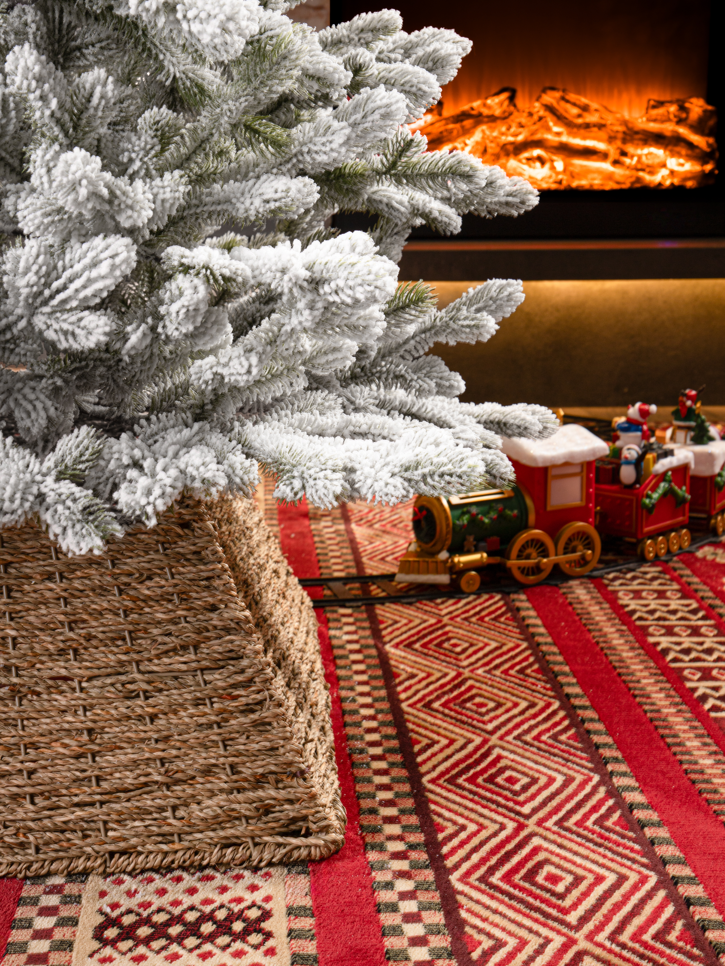 Ель Герда заснеженная Поезд Ёлок 225 см. - фото 3