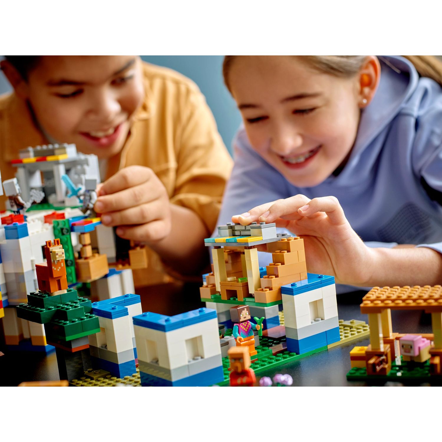 Конструктор LEGO Minecraft The Llama Village - фото 8