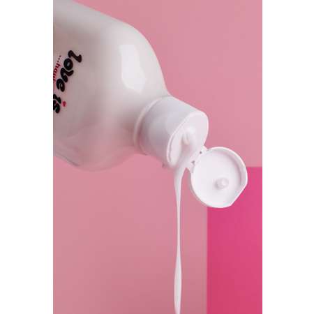 Молочко Love is.. Body milk emulsion 500 мл