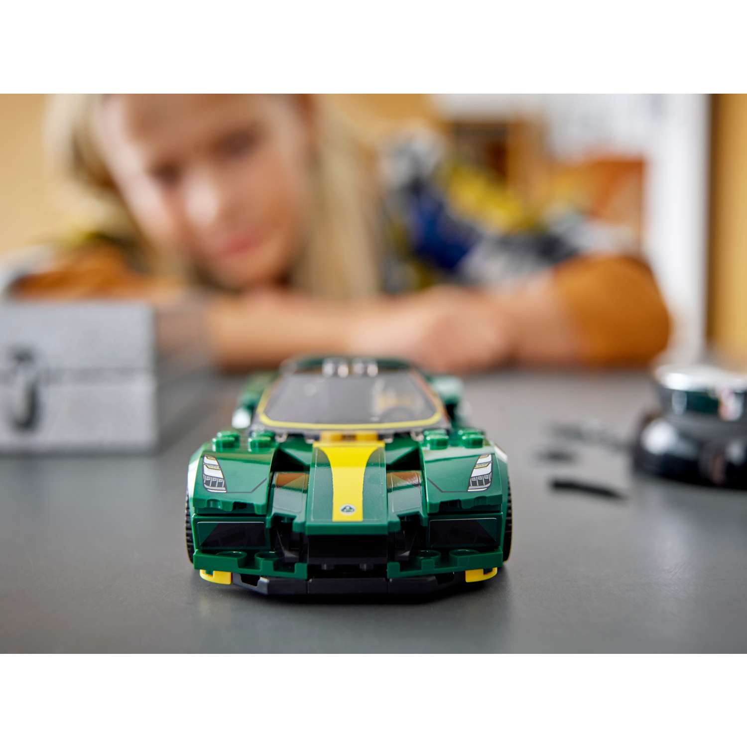 Конструктор LEGO Speed Champions Lotus Evija блочный - фото 8