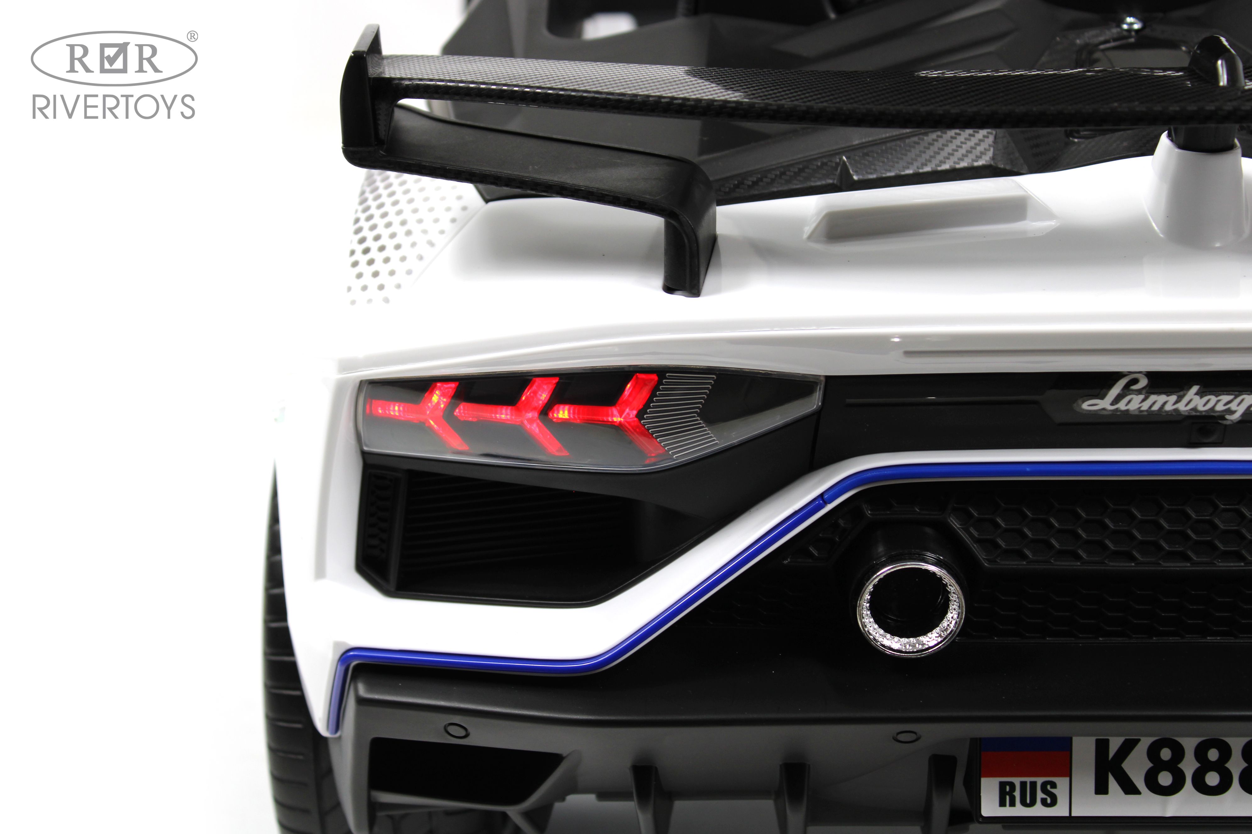 Электромобиль RIVERTOYS K888PX-WHITE С пультом ДУ - фото 7