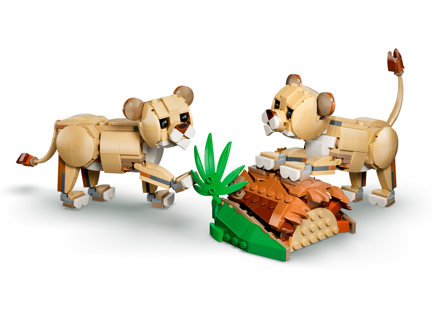 Конструктор LEGO Creator Величественный лев 839 дет. - фото 3