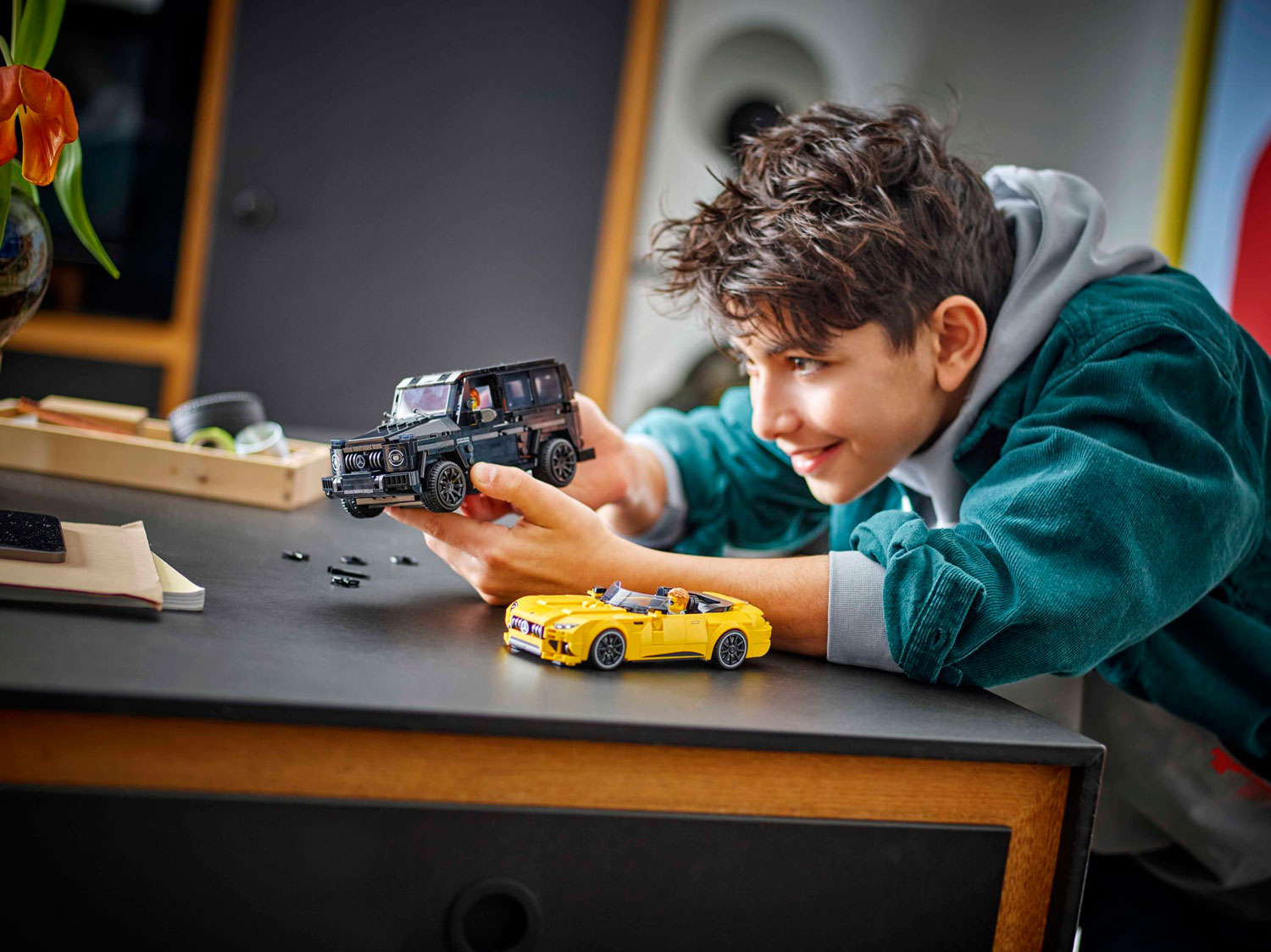 Конструктор LEGO Speed Champions Mercedes-AMG G 63 и SL 63 808 дет. - фото 10