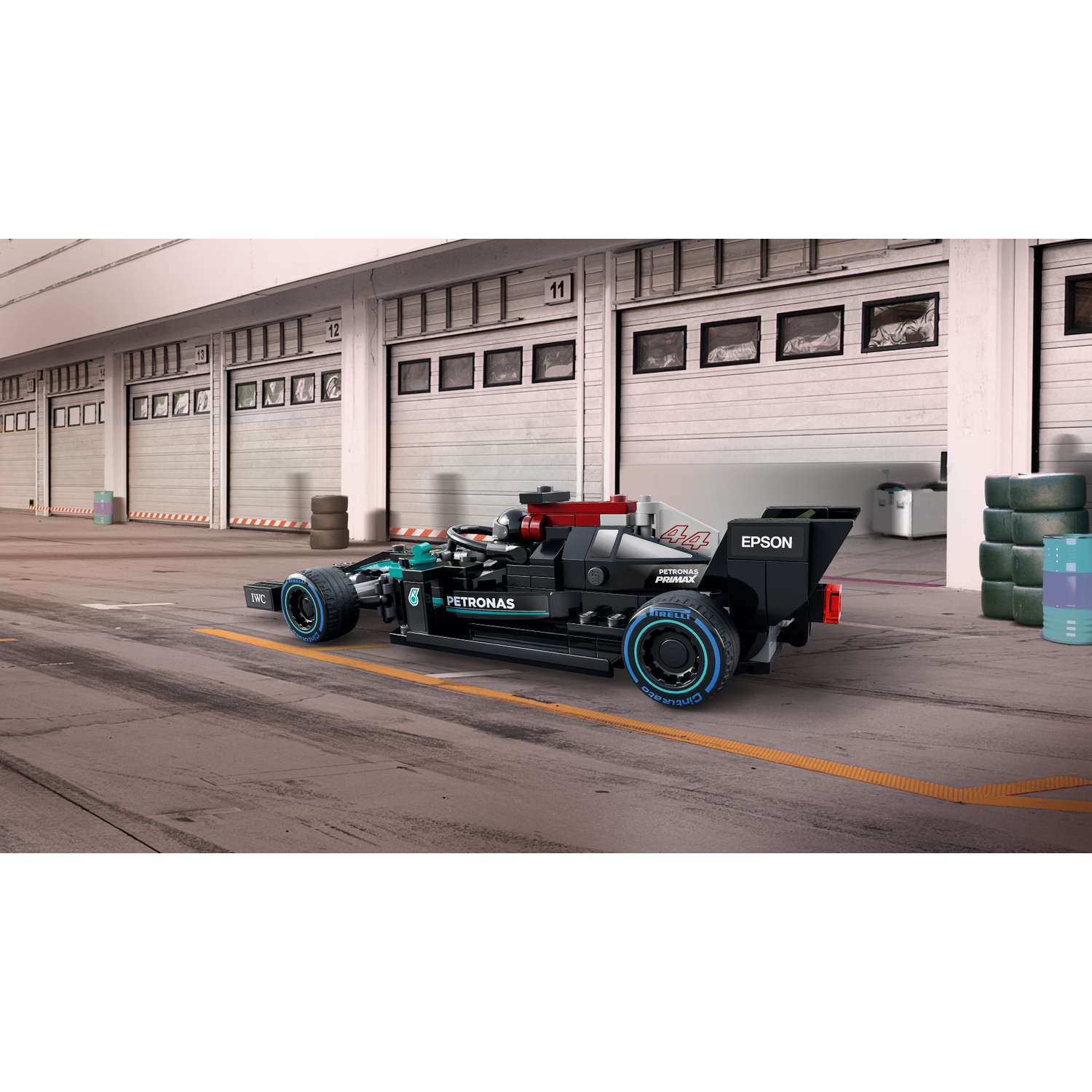 Конструктор LEGO Speed Champions Mercedes-AMG блочный - фото 12
