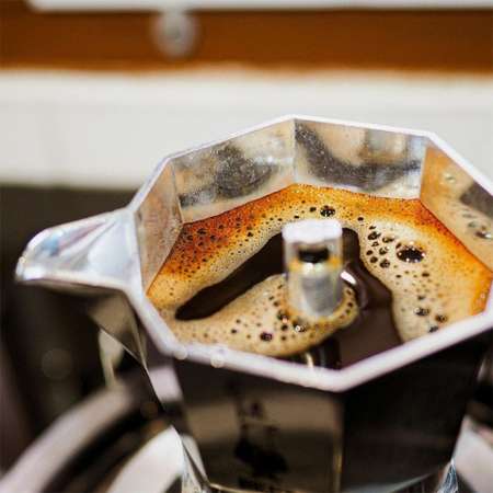 Гейзерная кофеварка BIALETTI Moka Express 6 порций