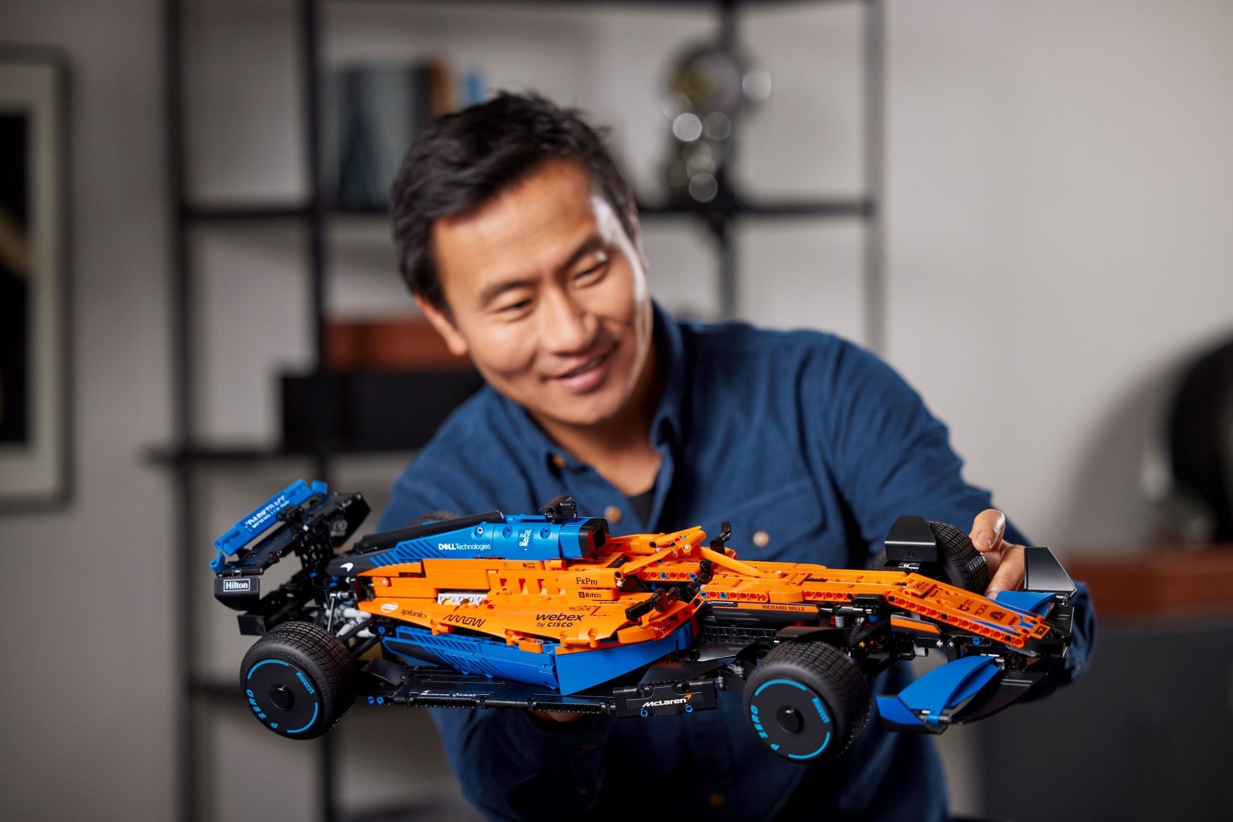 Конструктор LEGO Technic 42141 1434 дет. - фото 6