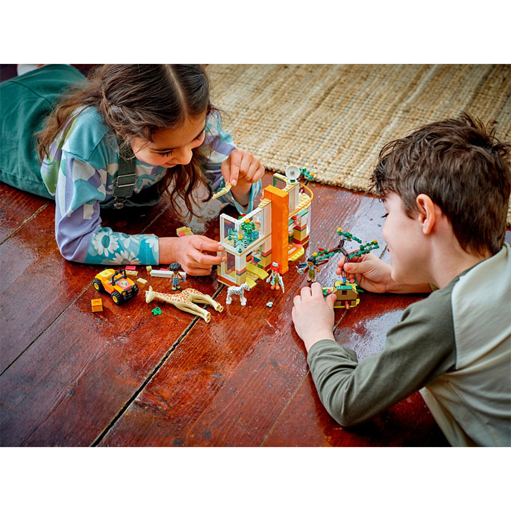 Конструктор LEGO Friends Спасательная станция Мии 430 дет. - фото 11