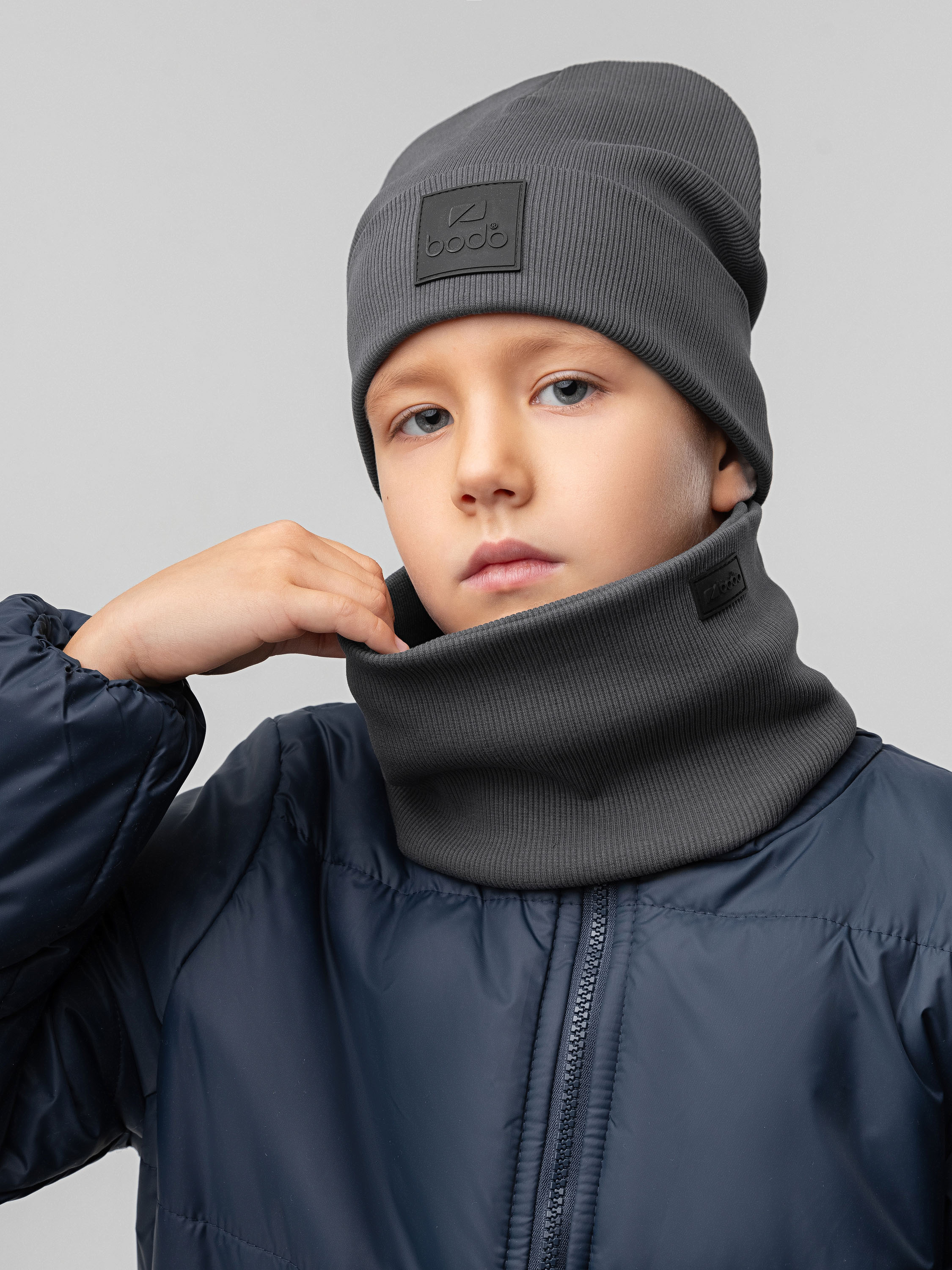 Изображение товара Комплект демисезонной шапки и снуд Bodo для детей и взрослых 56