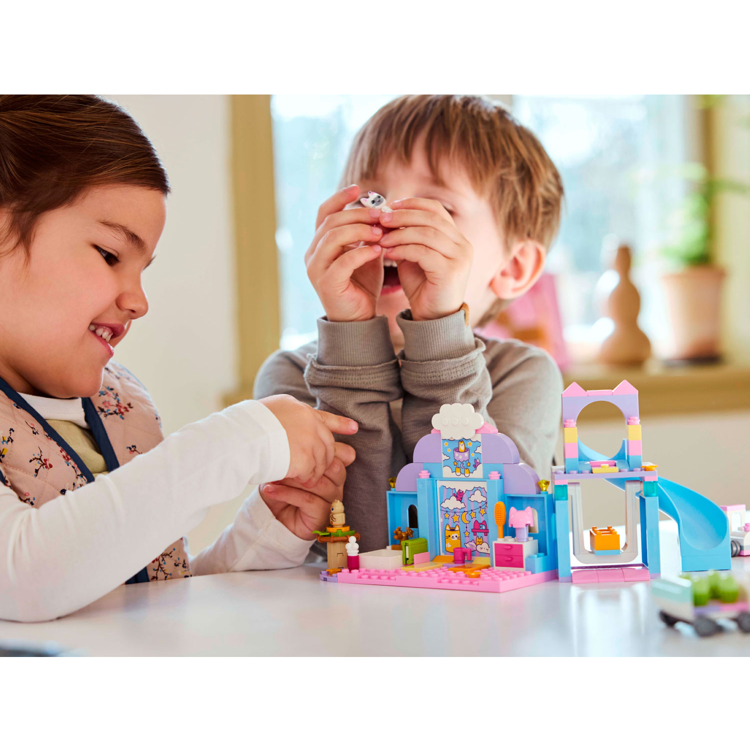 Конструктор LEGO Gabbys Dollhouse 245 дет. - фото 8