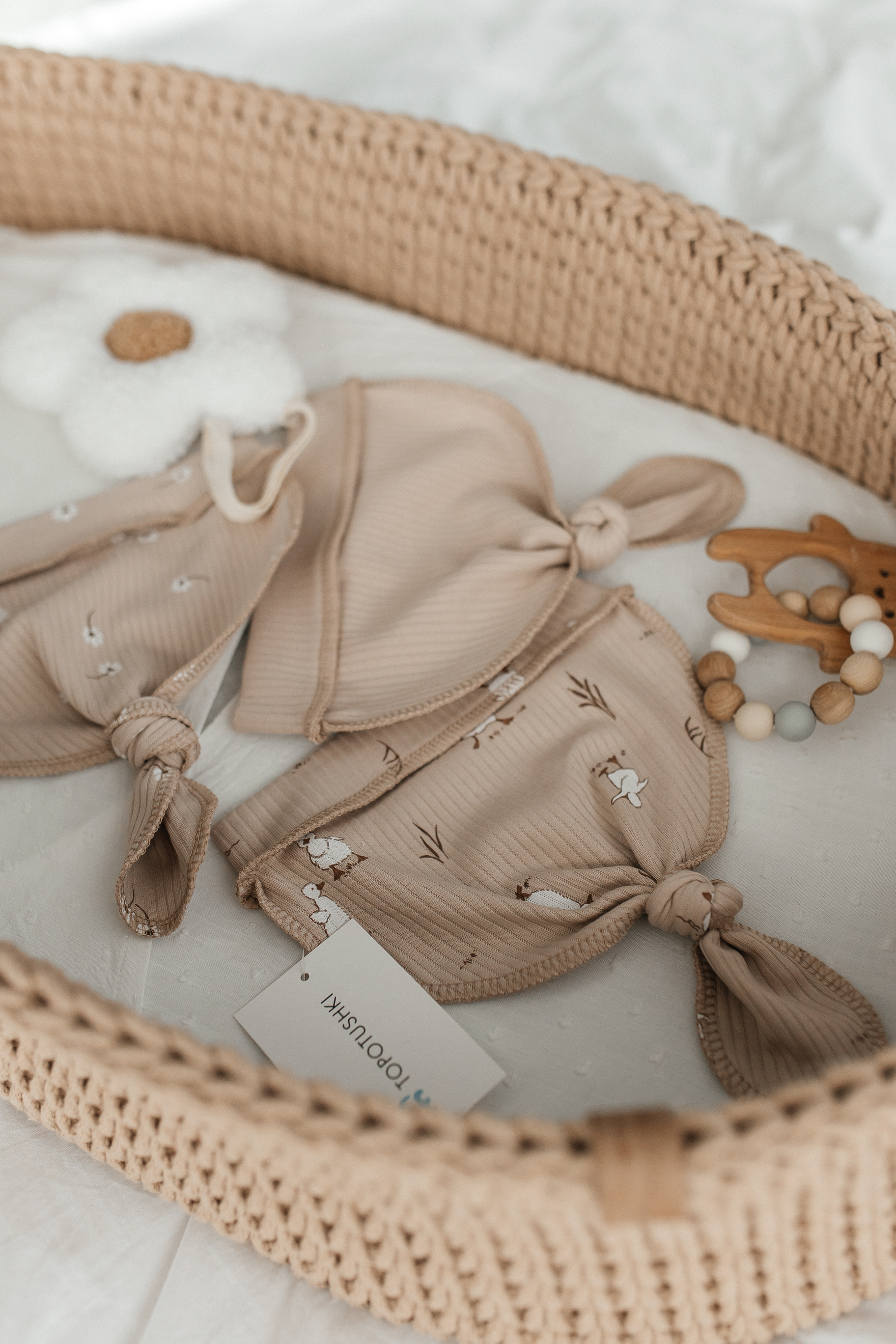 Шапочки 3 шт TOPOTUSHKI ТКР4075354ин - фото 6