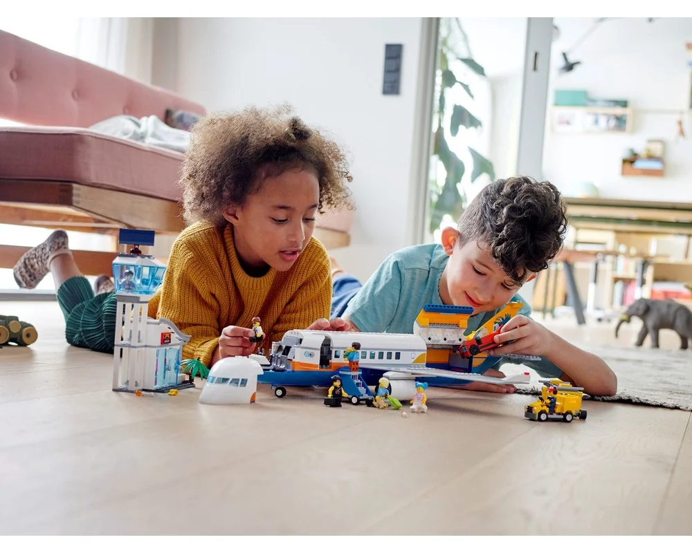 Конструктор LEGO City 60262 669 дет. - фото 14