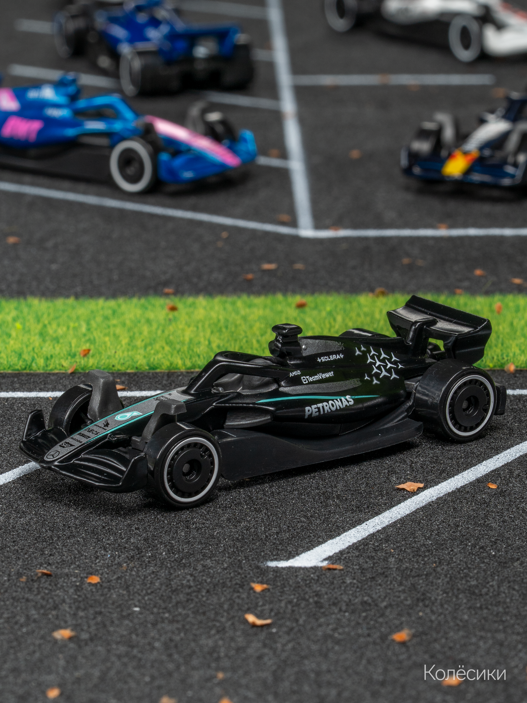 Болид Hot Wheels Formula 1 5шт. 1:64 JLN11 - фото 4