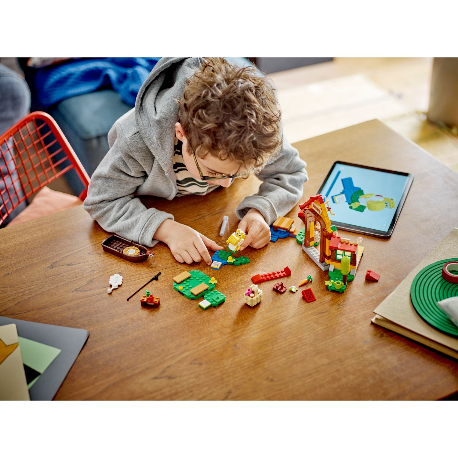 Конструктор LEGO Super Mario Picnic at Marios House 259 дет. - фото 6