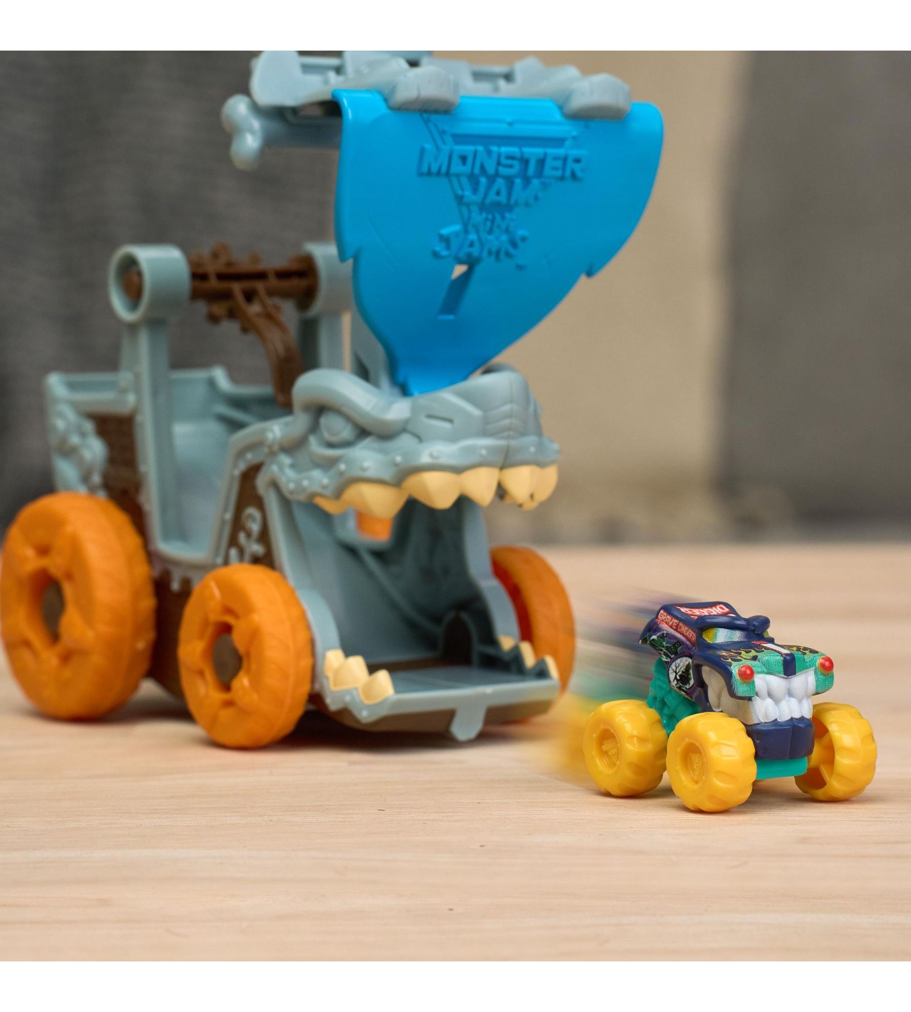 Игровой набор Monster Jam Пусковая установка 6076211 - фото 15