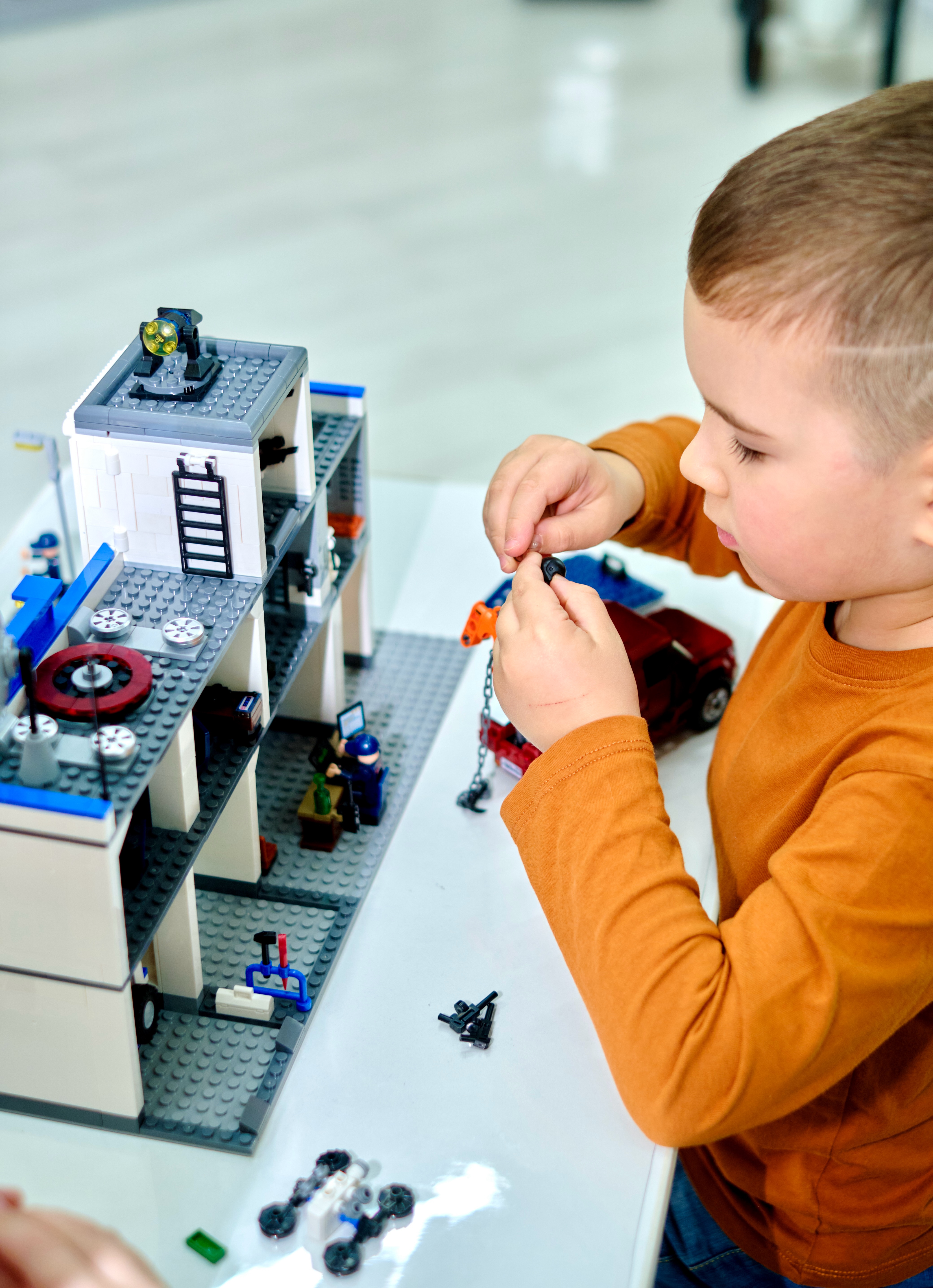 Конструктор brick labs Форт правосудия 1423 дет. - фото 22