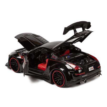 Автомобиль Jada Nissan 1:24